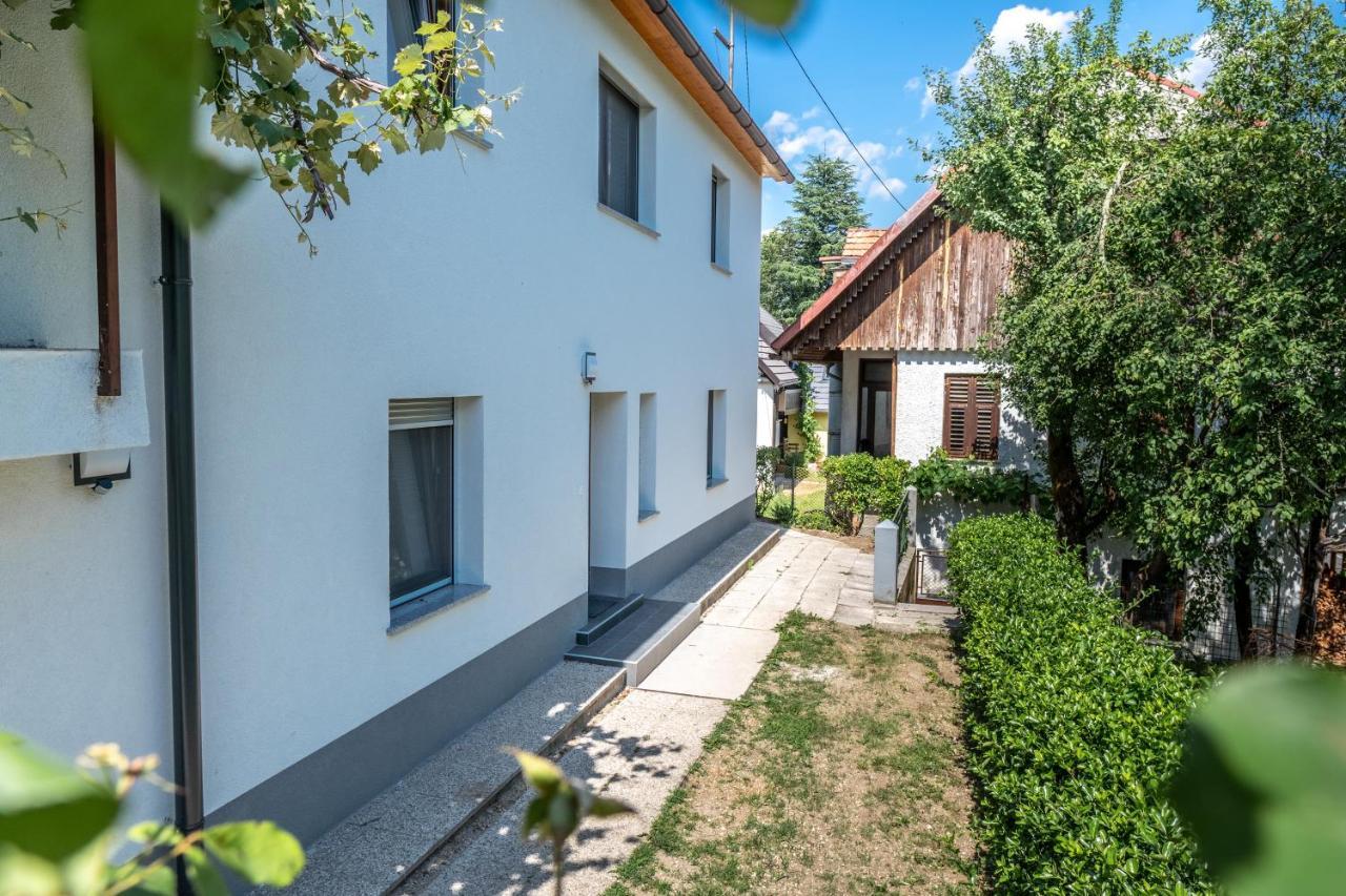 House Hiperbola & Outdoor Activities Lejlighed Bovec Eksteriør billede